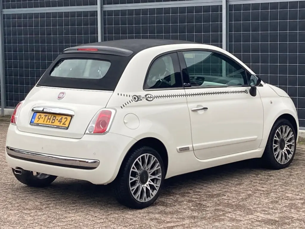 Fiat 500C 2