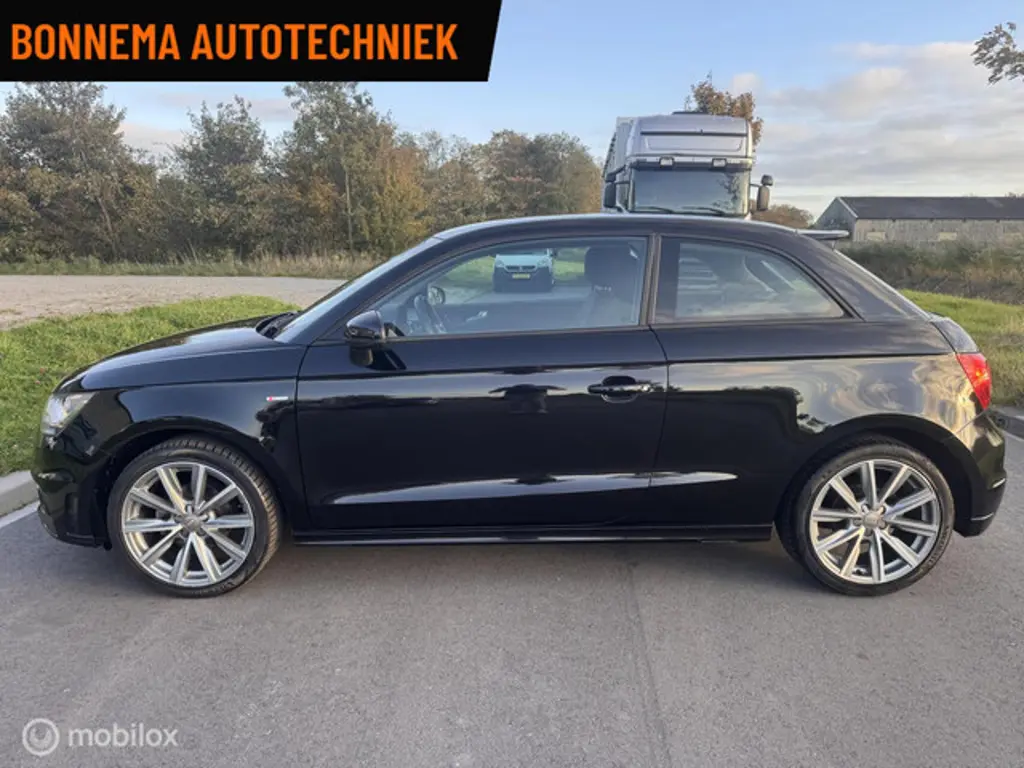 Audi A1 3