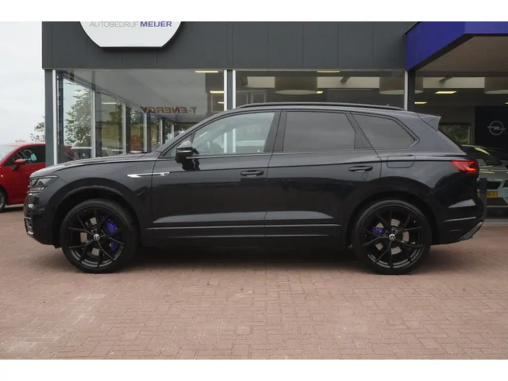 Volkswagen Touareg 2