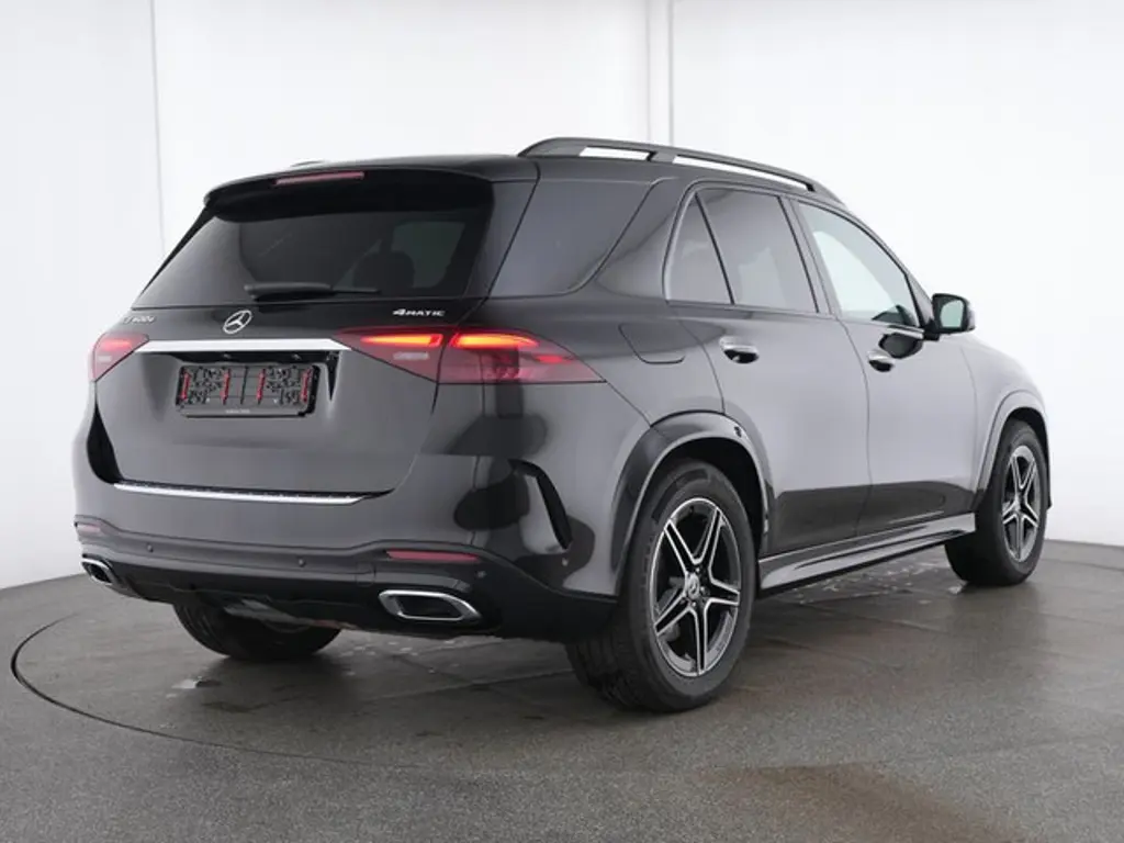 Mercedes-Benz GLE 2