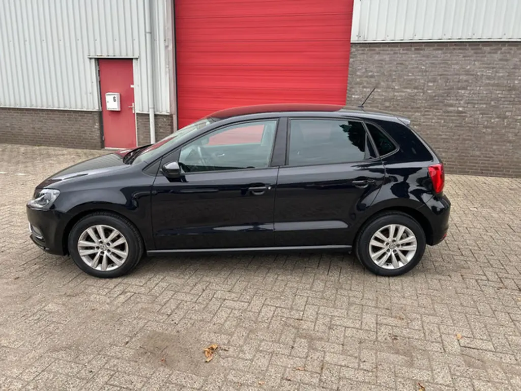 Volkswagen Polo 2