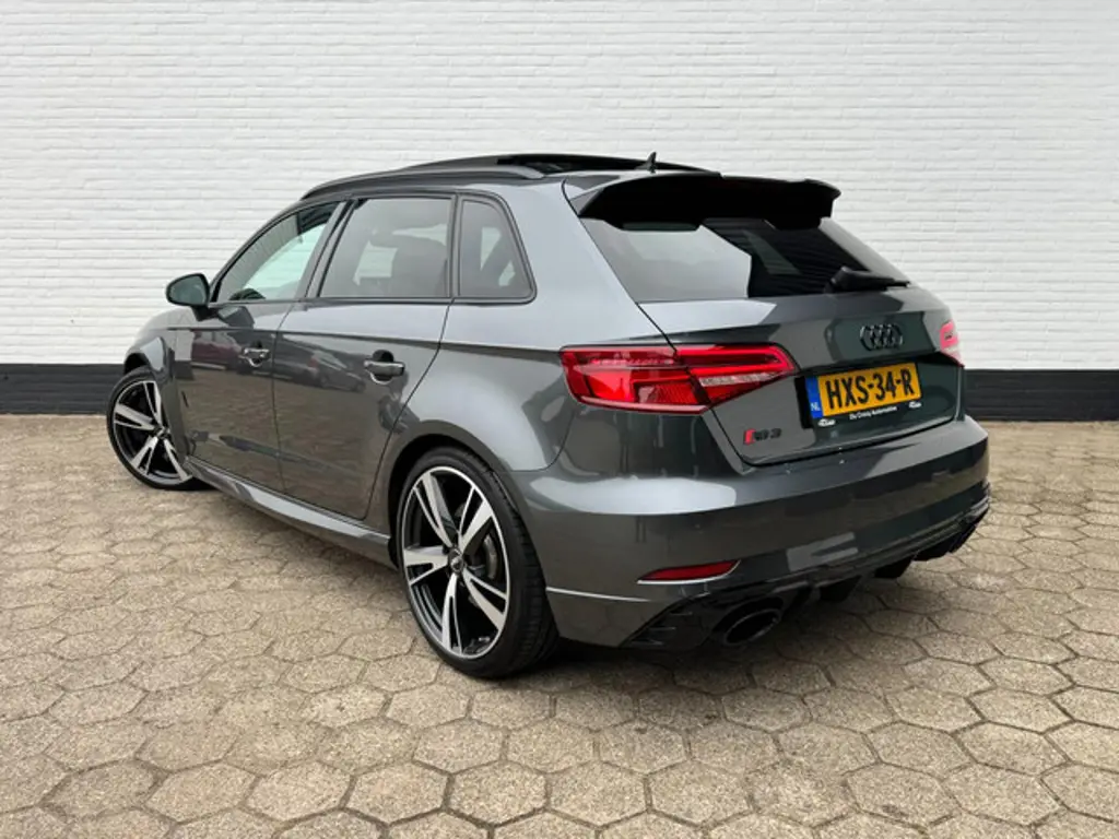 Audi RS3 3