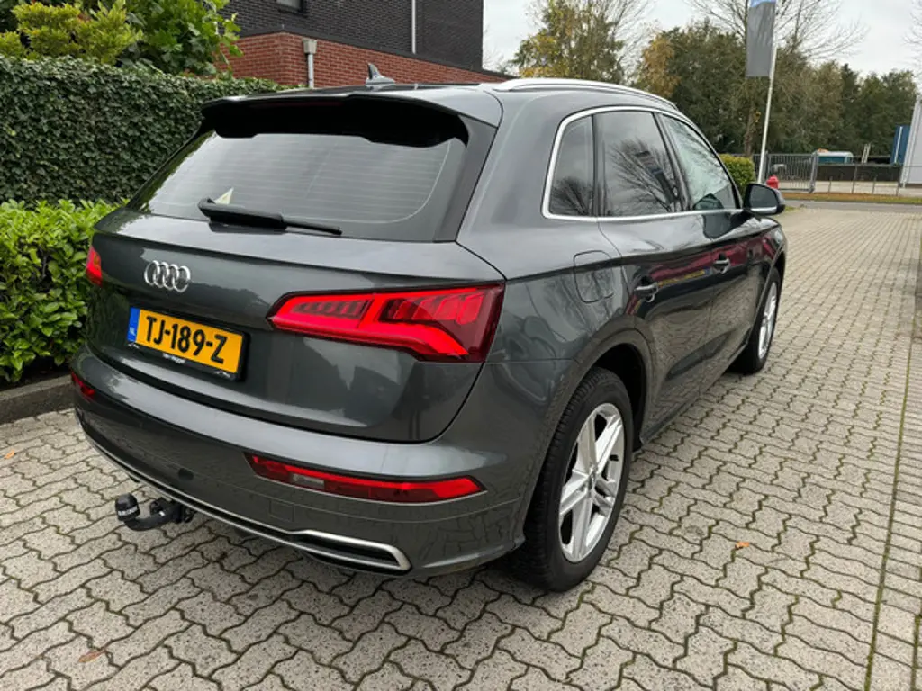 Audi Q5 3