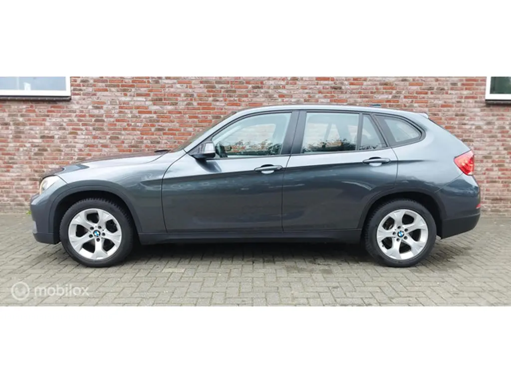 BMW X1 3