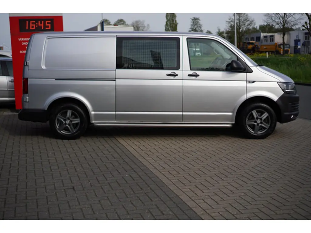 Volkswagen Transporter 2