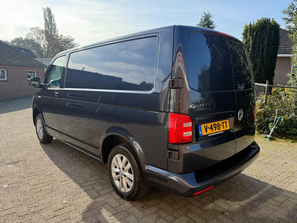 Volkswagen Transporter 2