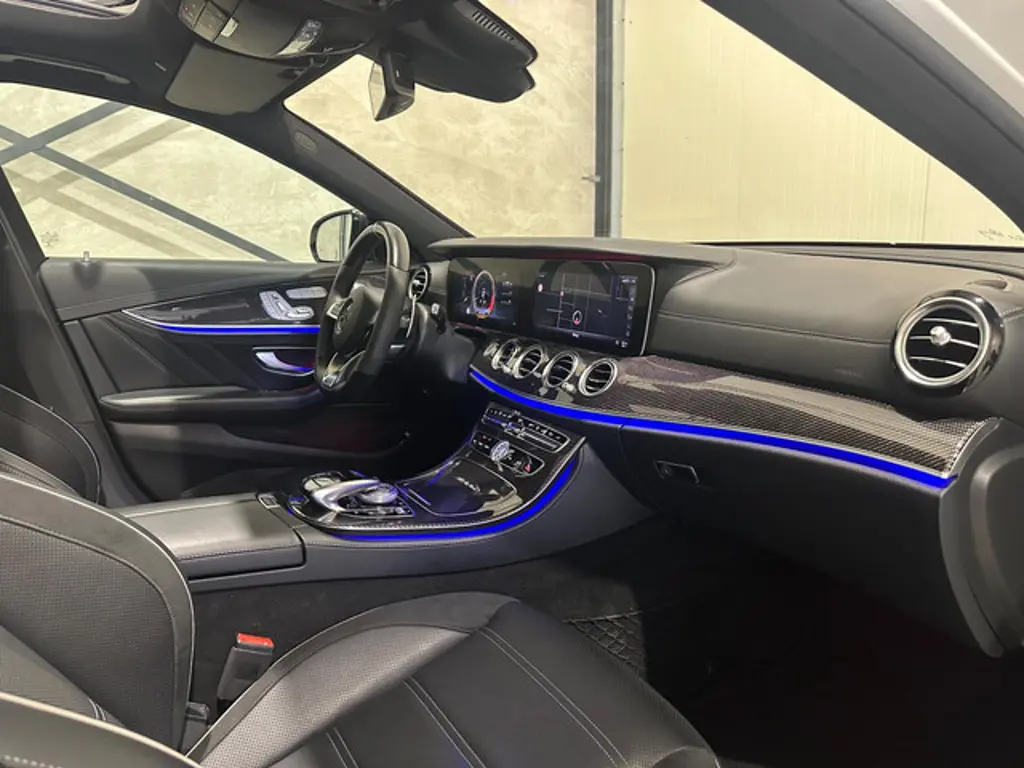 Mercedes-Benz E-Klasse 2