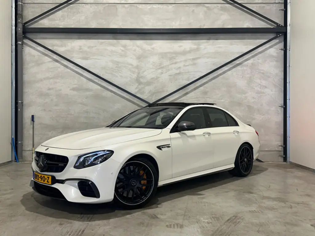 Mercedes-Benz E-Klasse 3