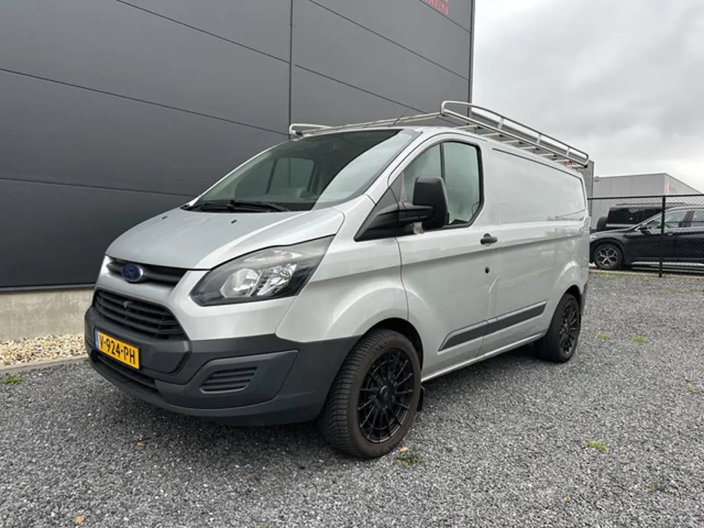 Ford Transit Custom 2