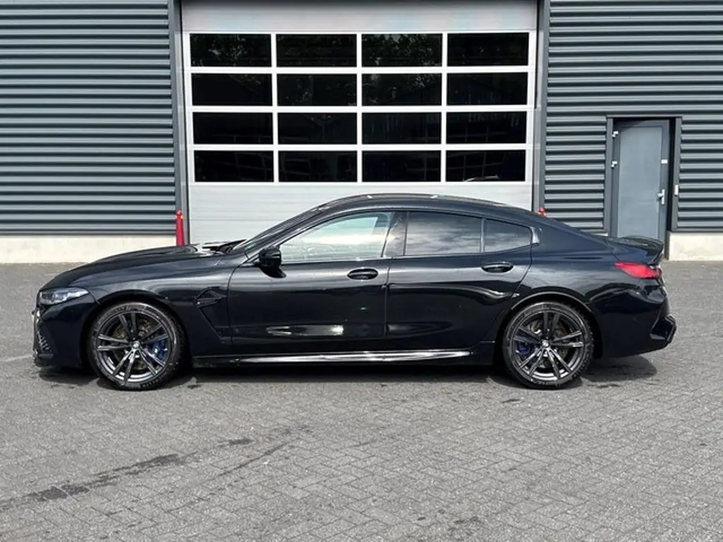 BMW M8 2