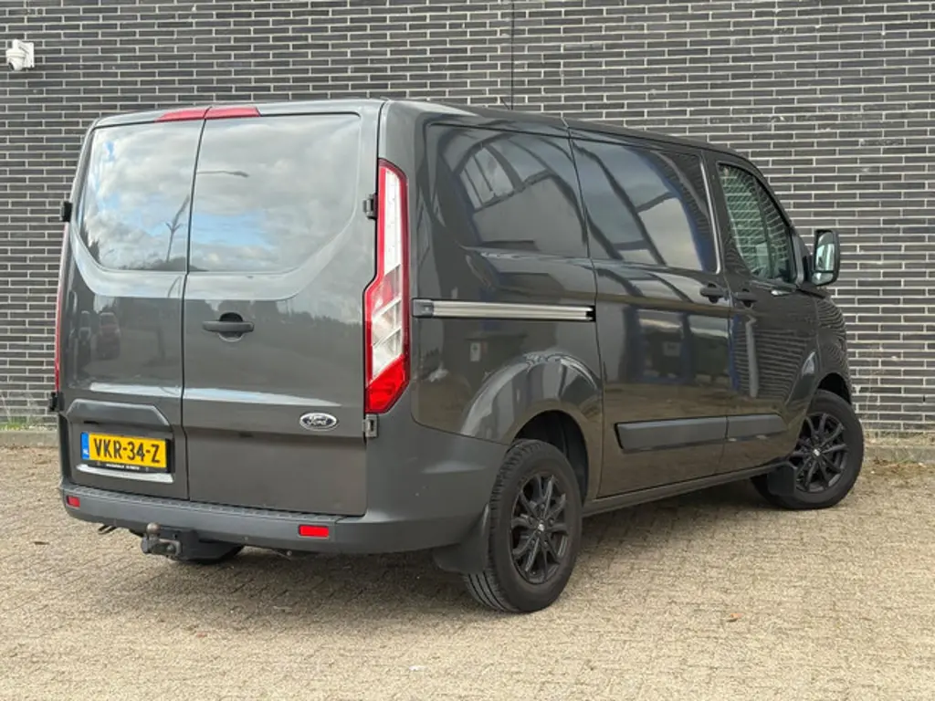 Ford Transit Custom 2