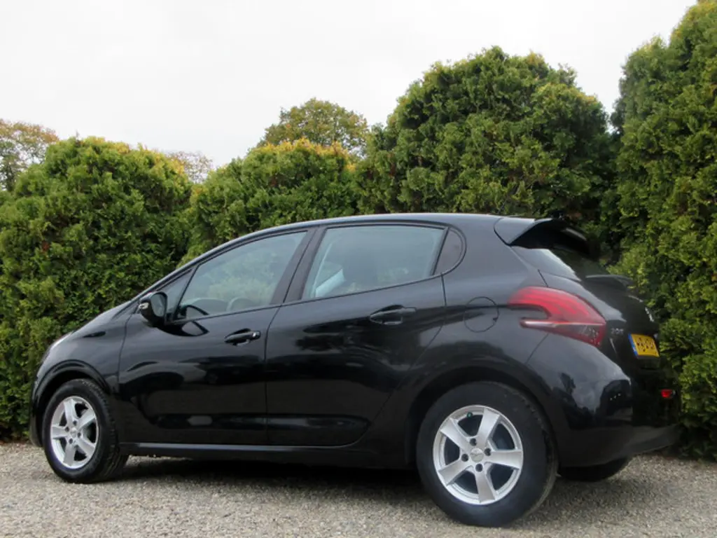 Peugeot 208 2