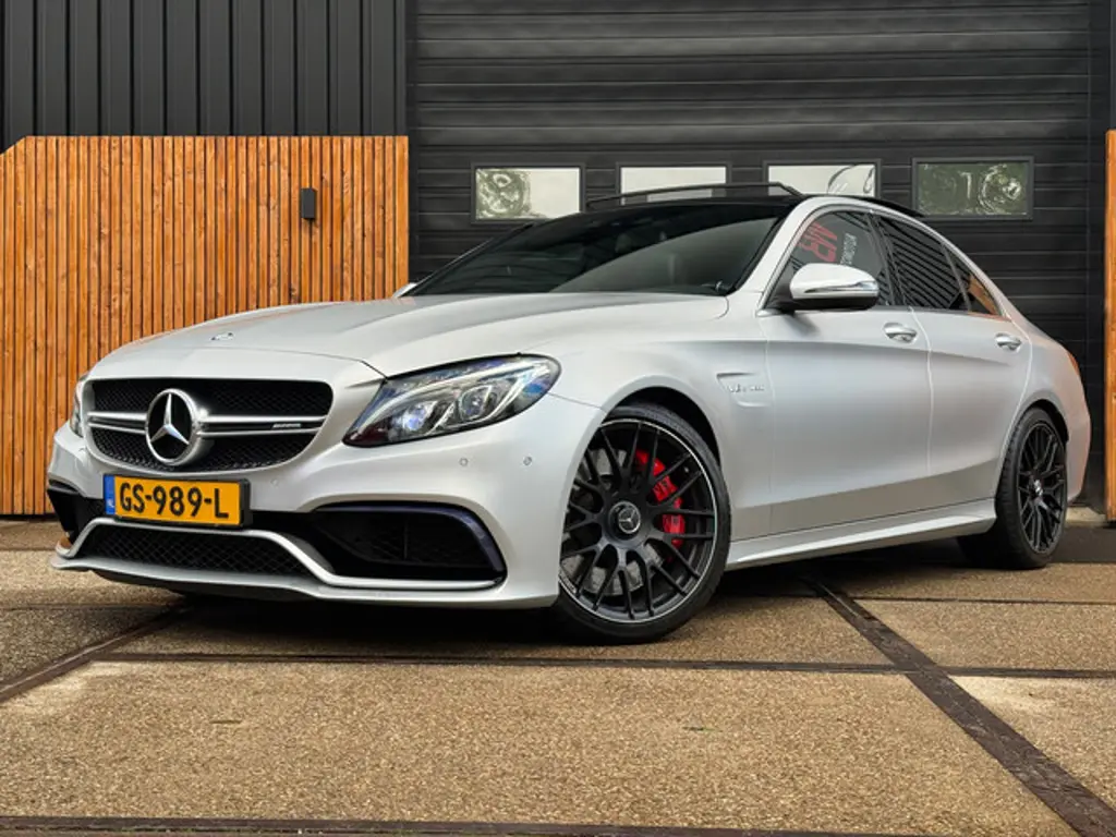 Mercedes-Benz C-Klasse 3