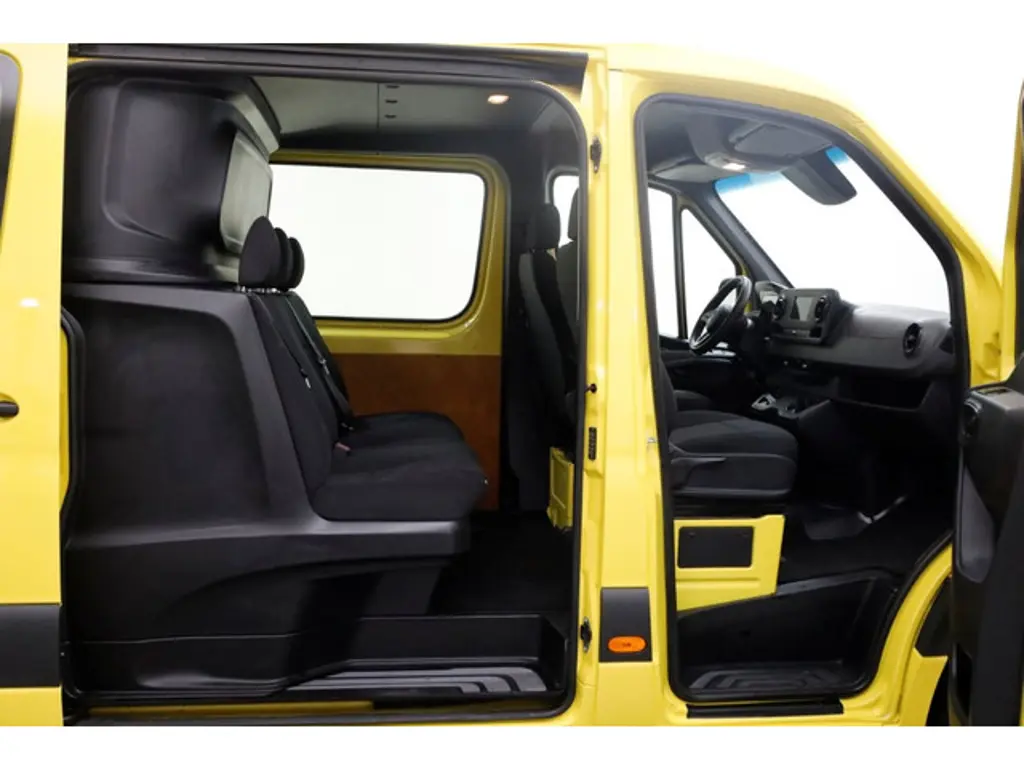 Mercedes-Benz Sprinter 3