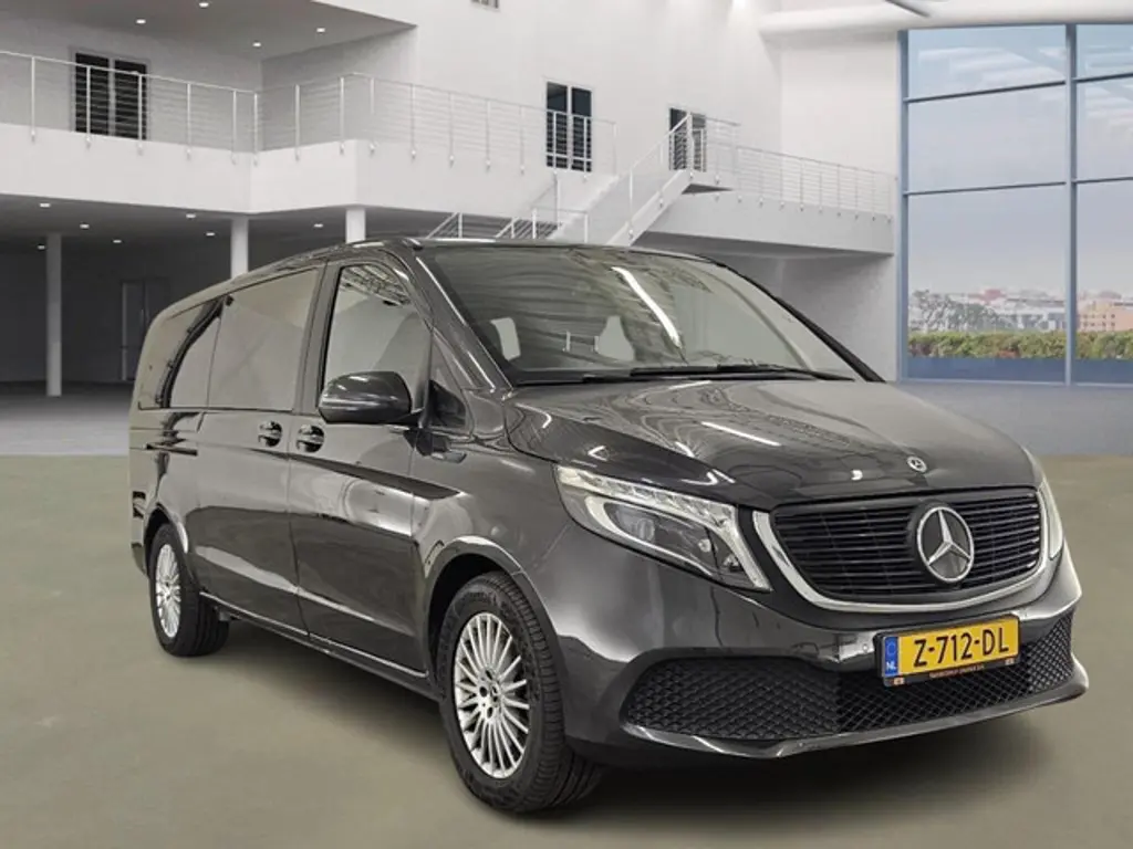 Mercedes-Benz EQV 2