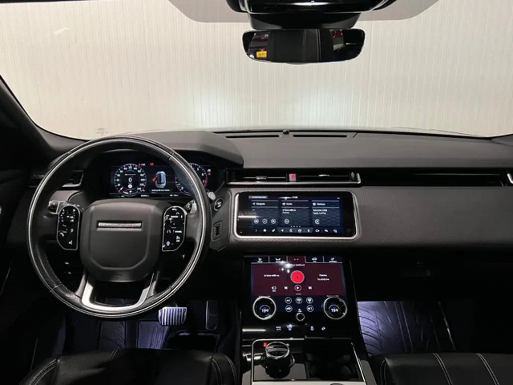 Land Rover Range Rover Velar 3