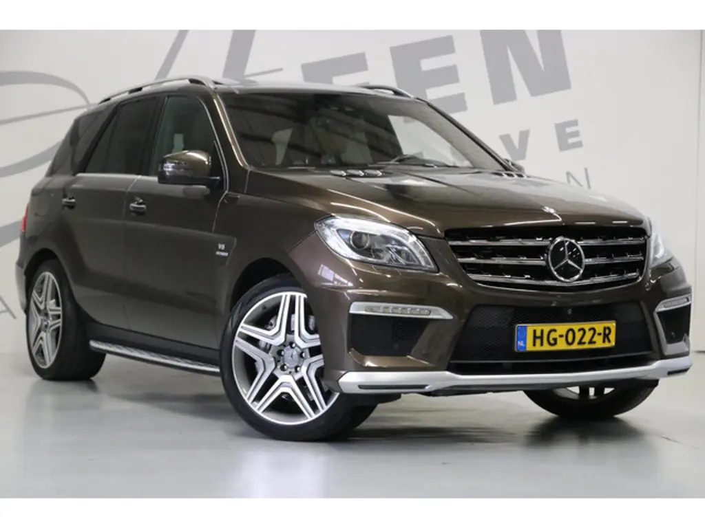 Mercedes-Benz M-Klasse 3