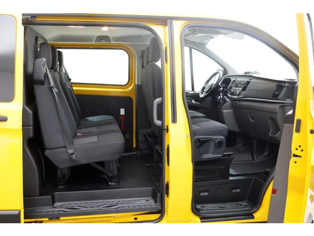 Ford Transit Custom 3