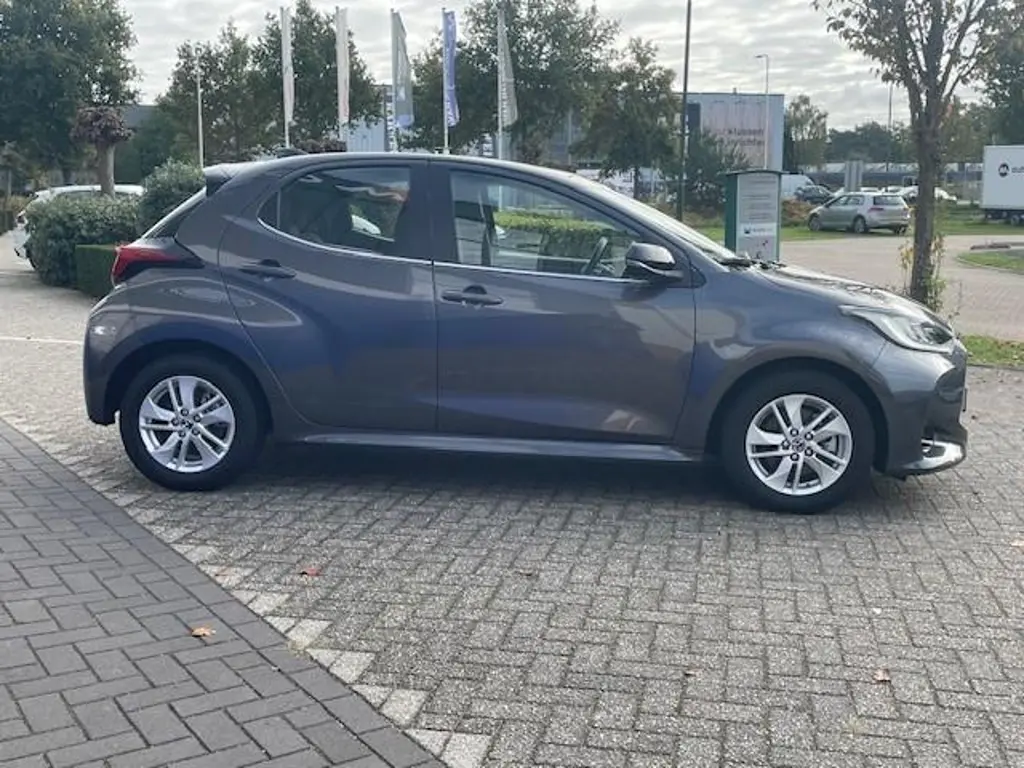Mazda 2 Hybrid 3