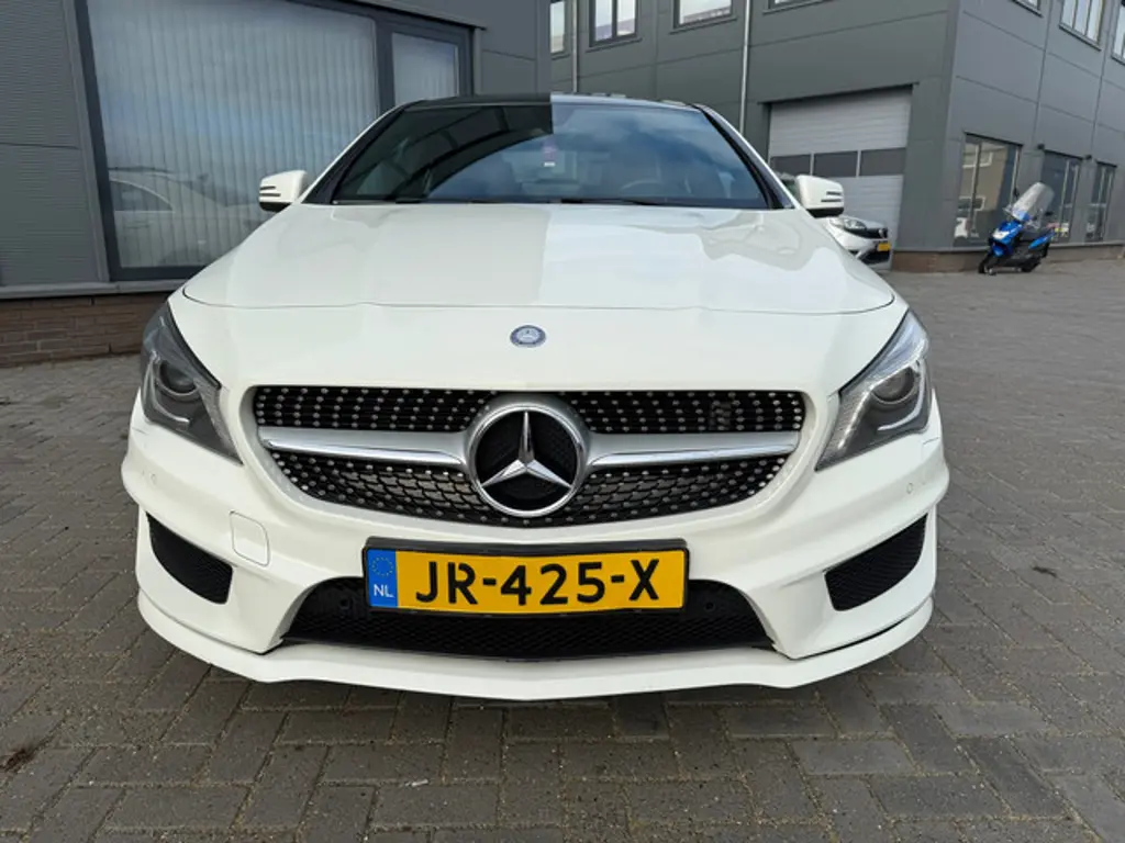 Mercedes-Benz CLA 2