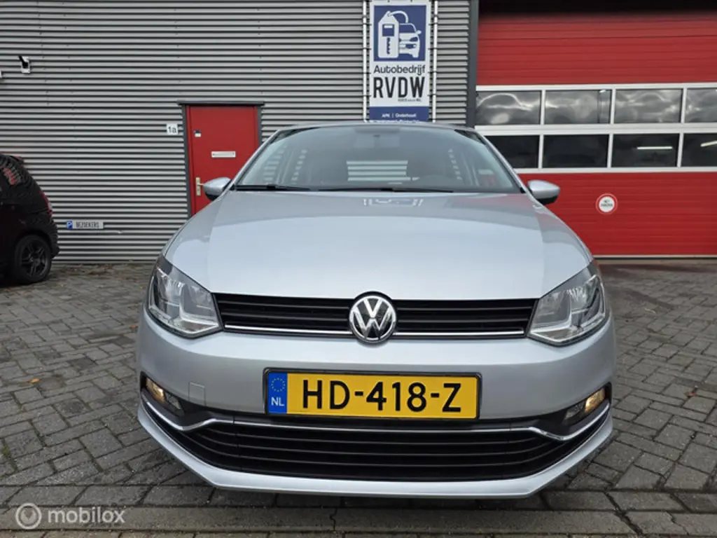 Volkswagen Polo 2