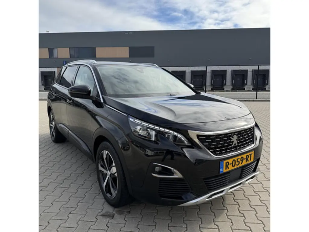 Peugeot 5008 2