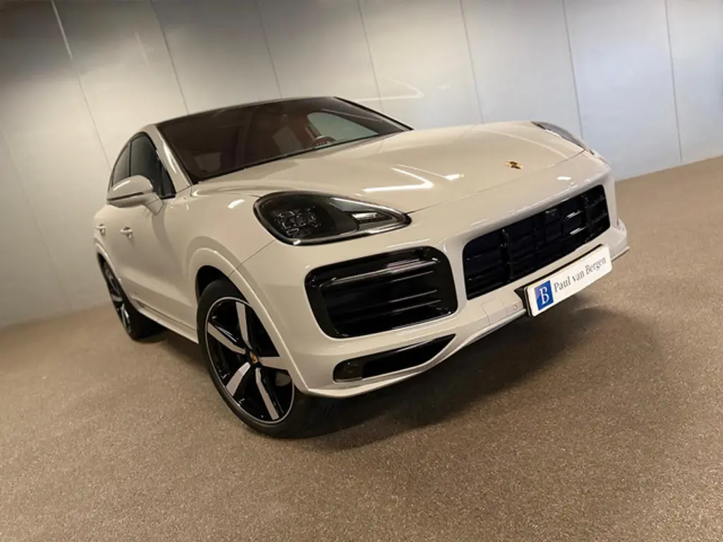 Porsche Cayenne 2