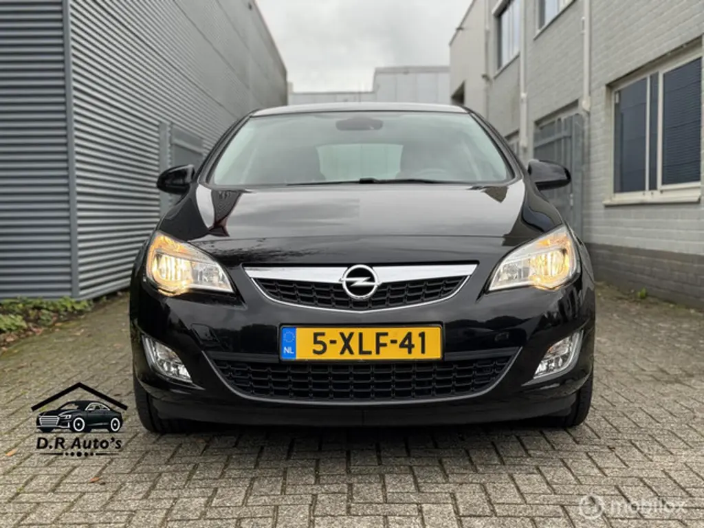 Opel Astra 2