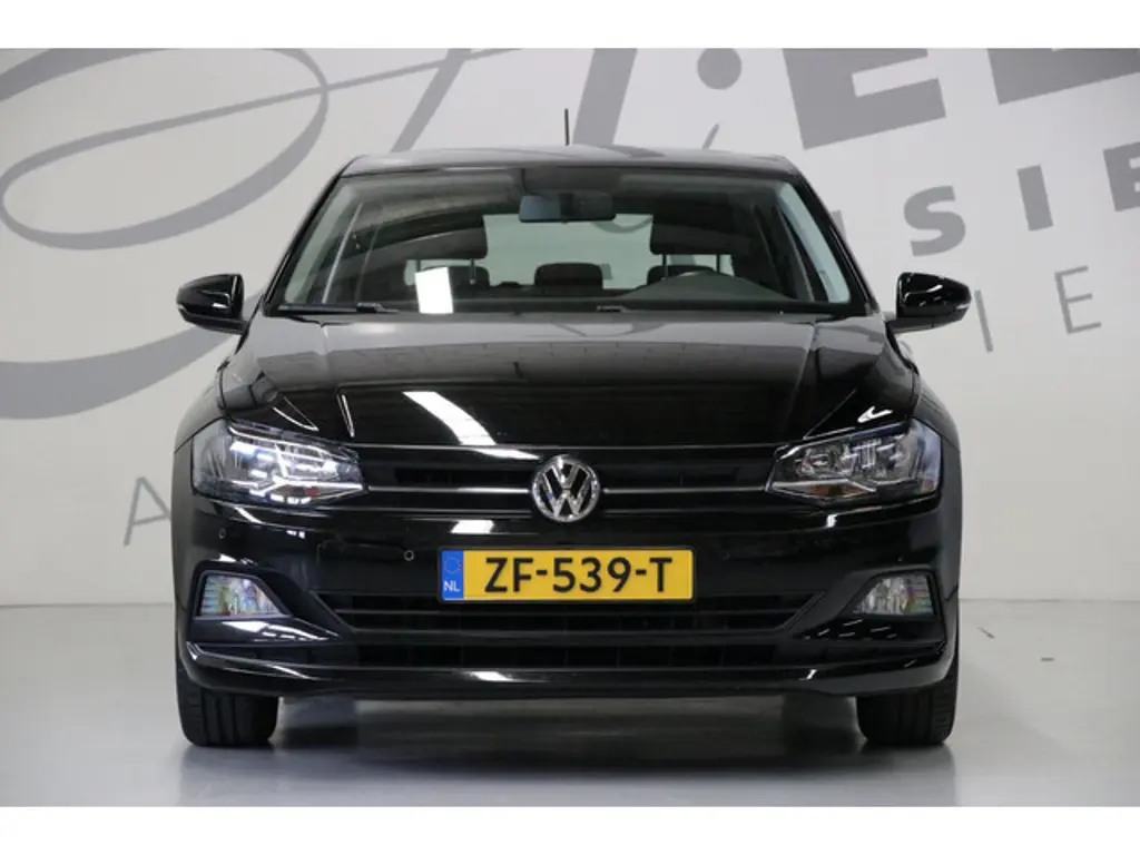 Volkswagen Polo 2