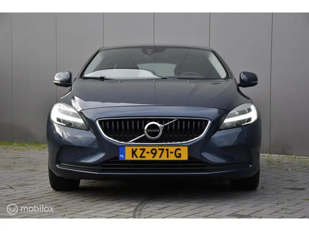 Volvo V40 2