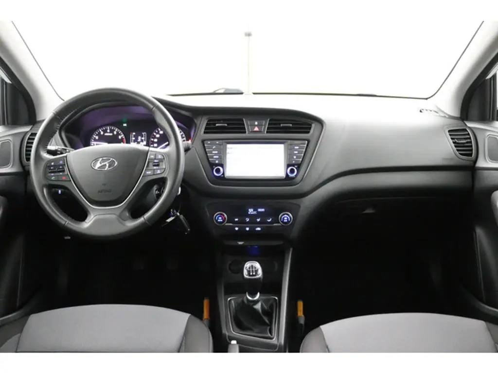 Hyundai i20 3