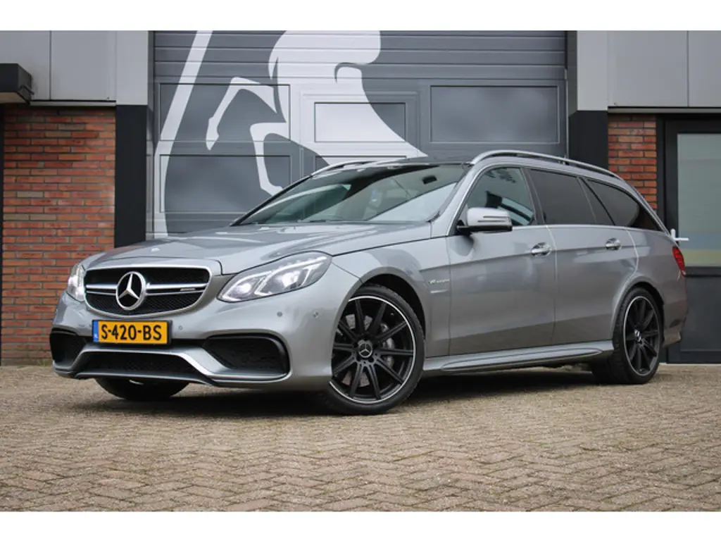 Mercedes-Benz E-Klasse 2