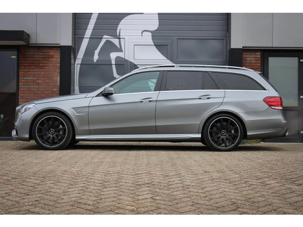 Mercedes-Benz E-Klasse 3