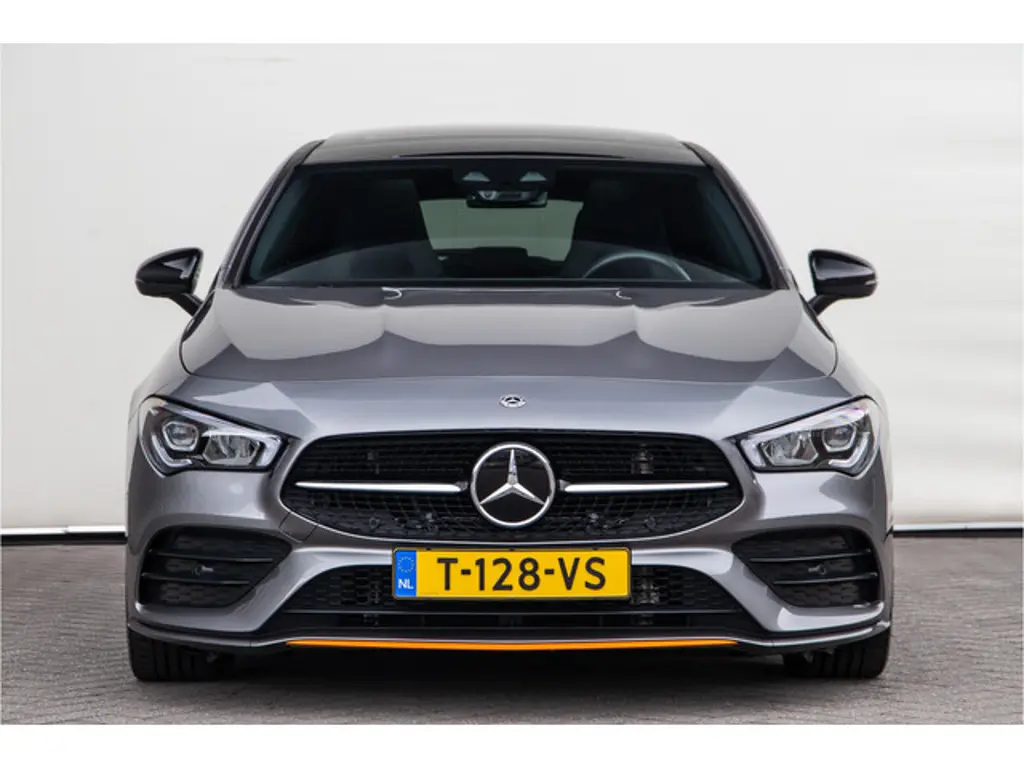 Mercedes-Benz CLA 3
