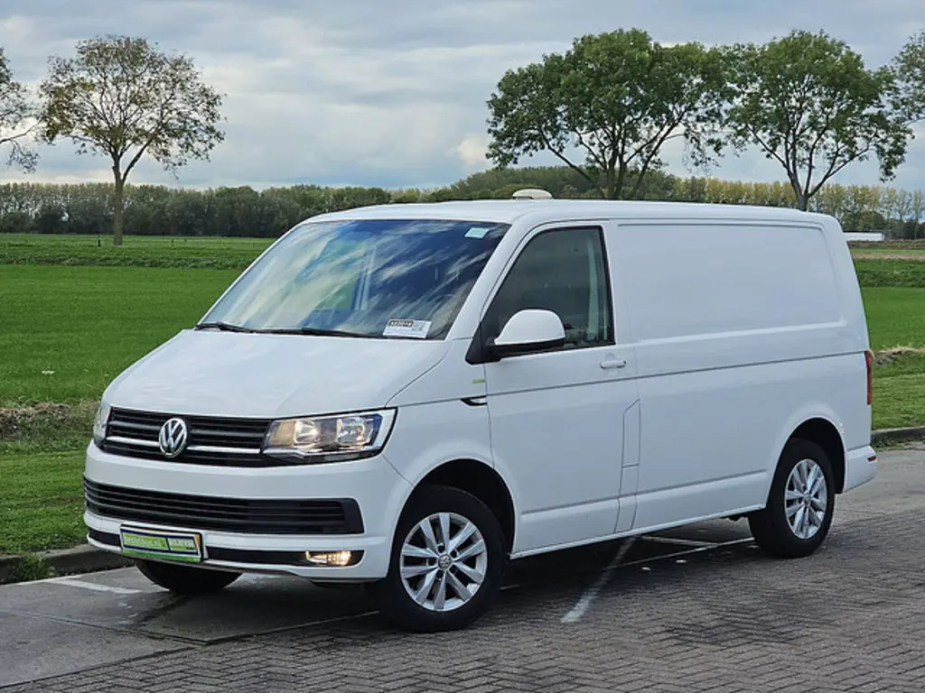 Volkswagen Transporter 2