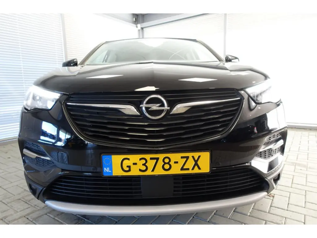 Opel Grandland X 2