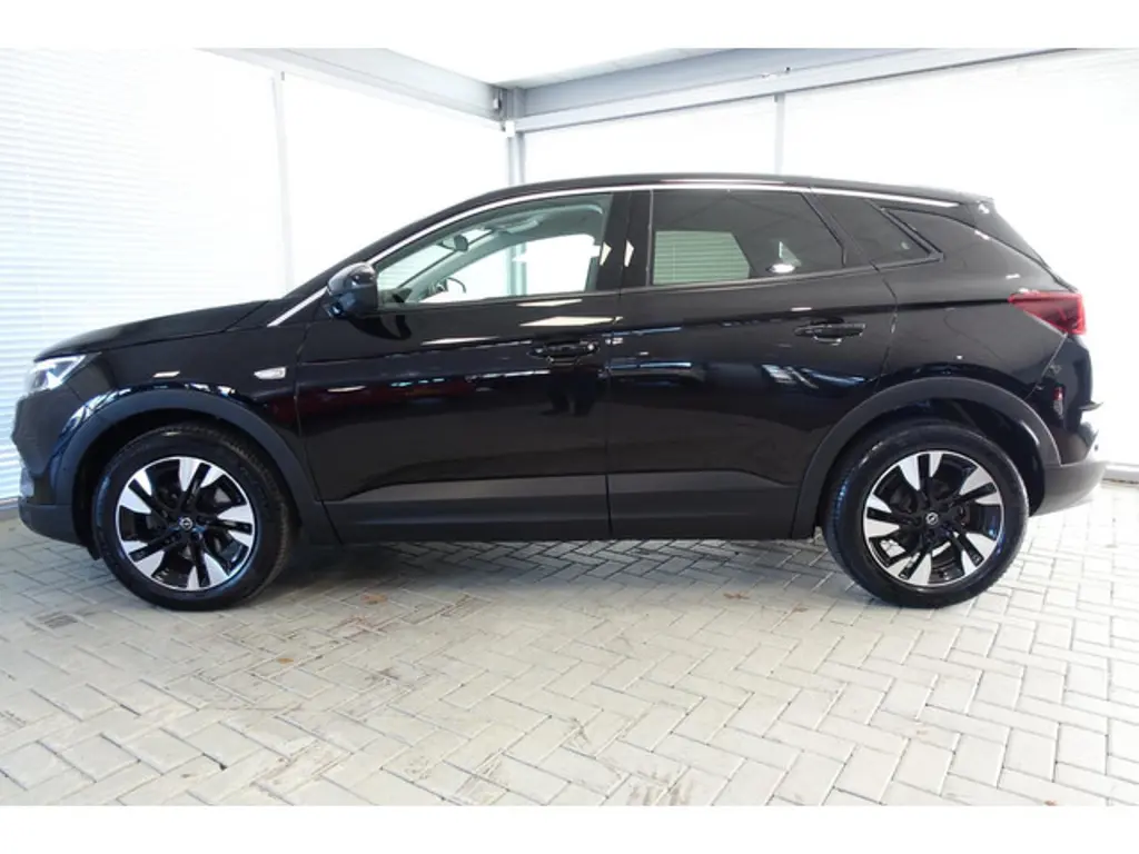 Opel Grandland X 3