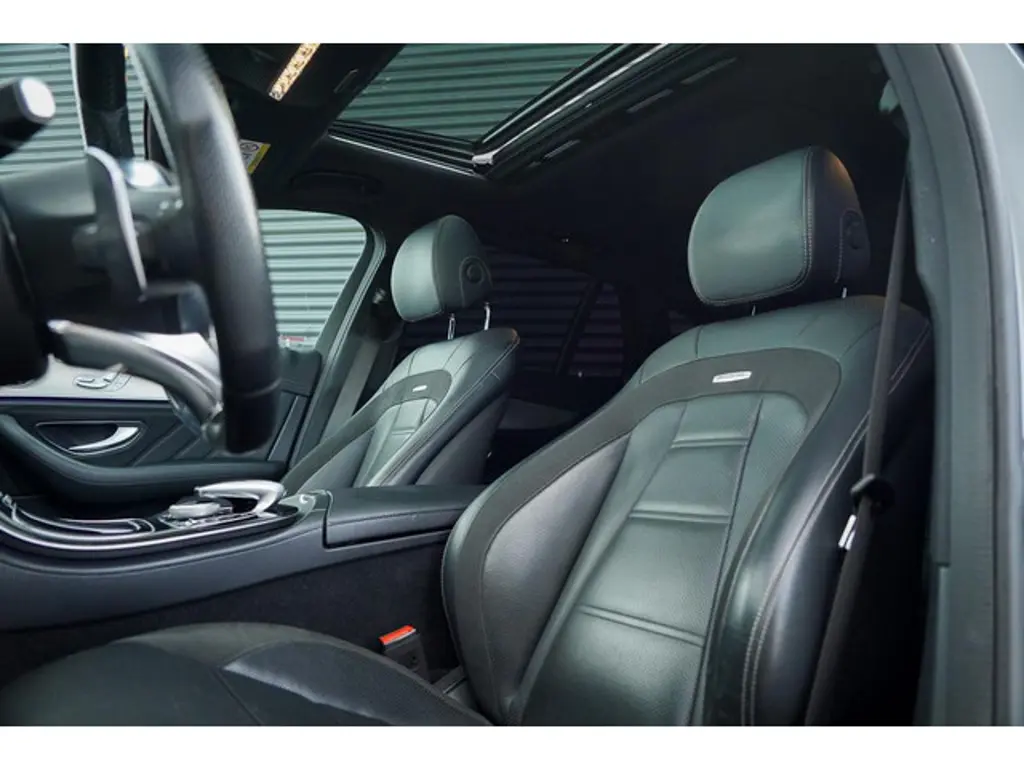 Mercedes-Benz E-Klasse 2