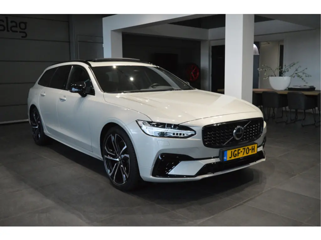 Volvo V90 3