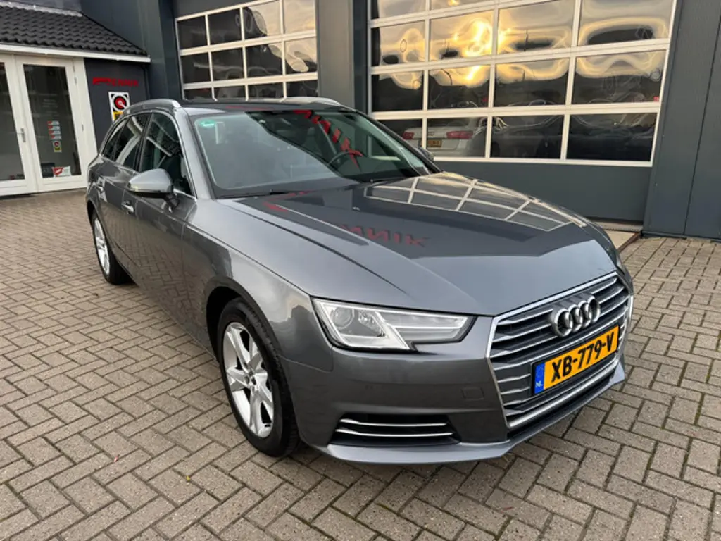 Audi A4 2