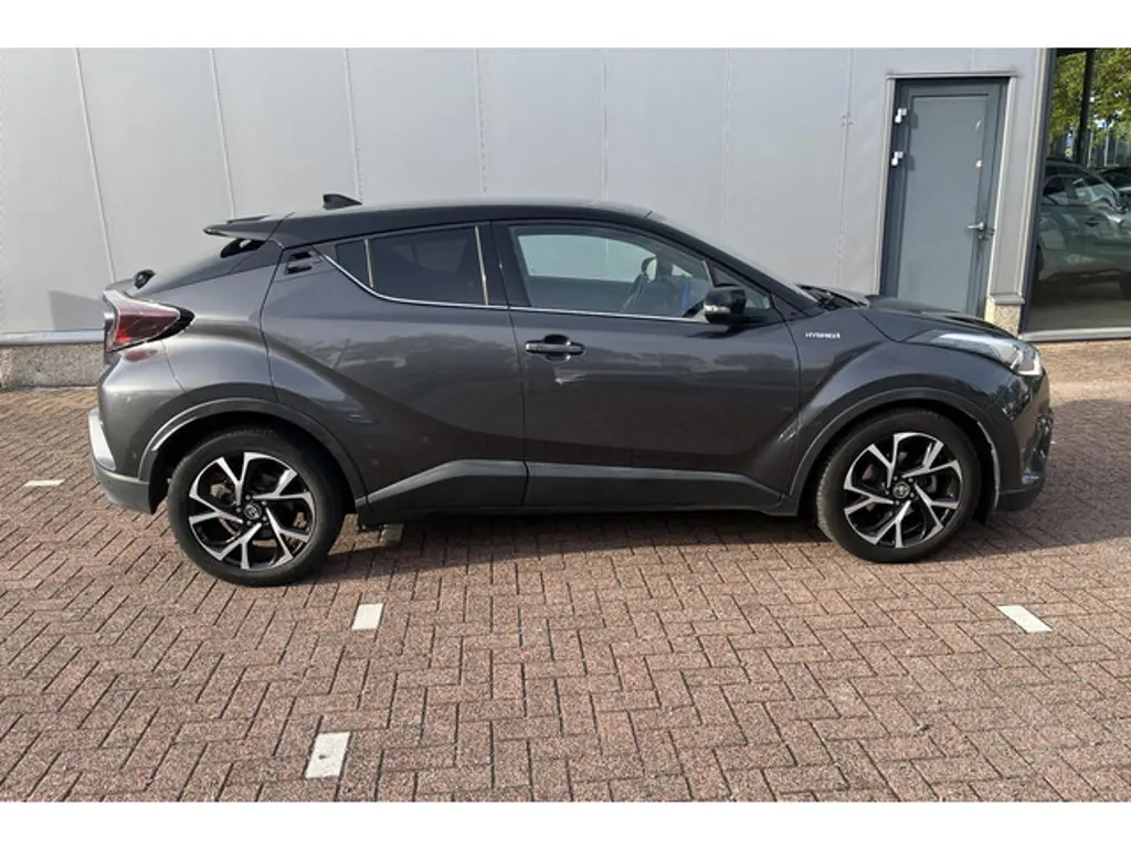 Toyota C-HR 3