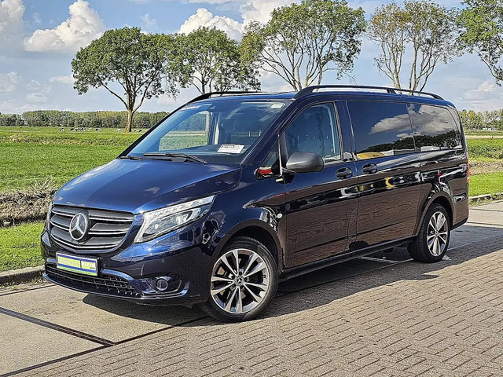 Mercedes-Benz Vito 2