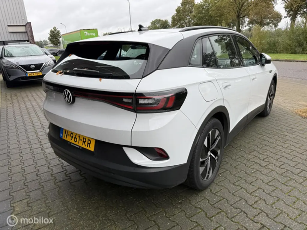 Volkswagen ID.4 3