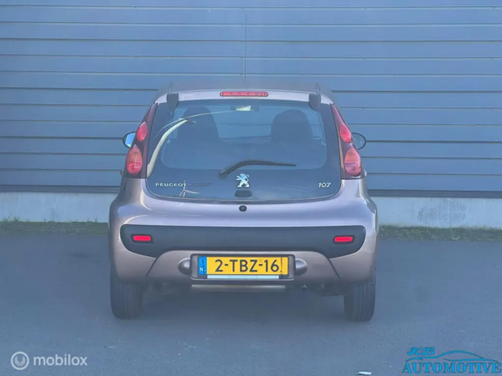 Peugeot 107 2