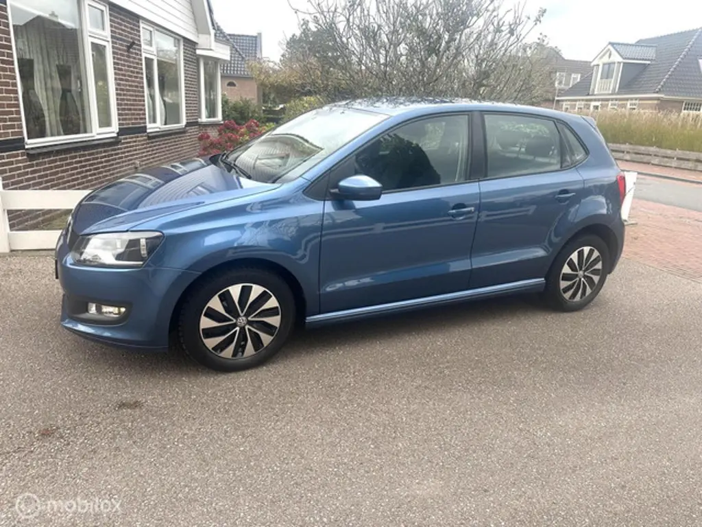 Volkswagen Polo 2