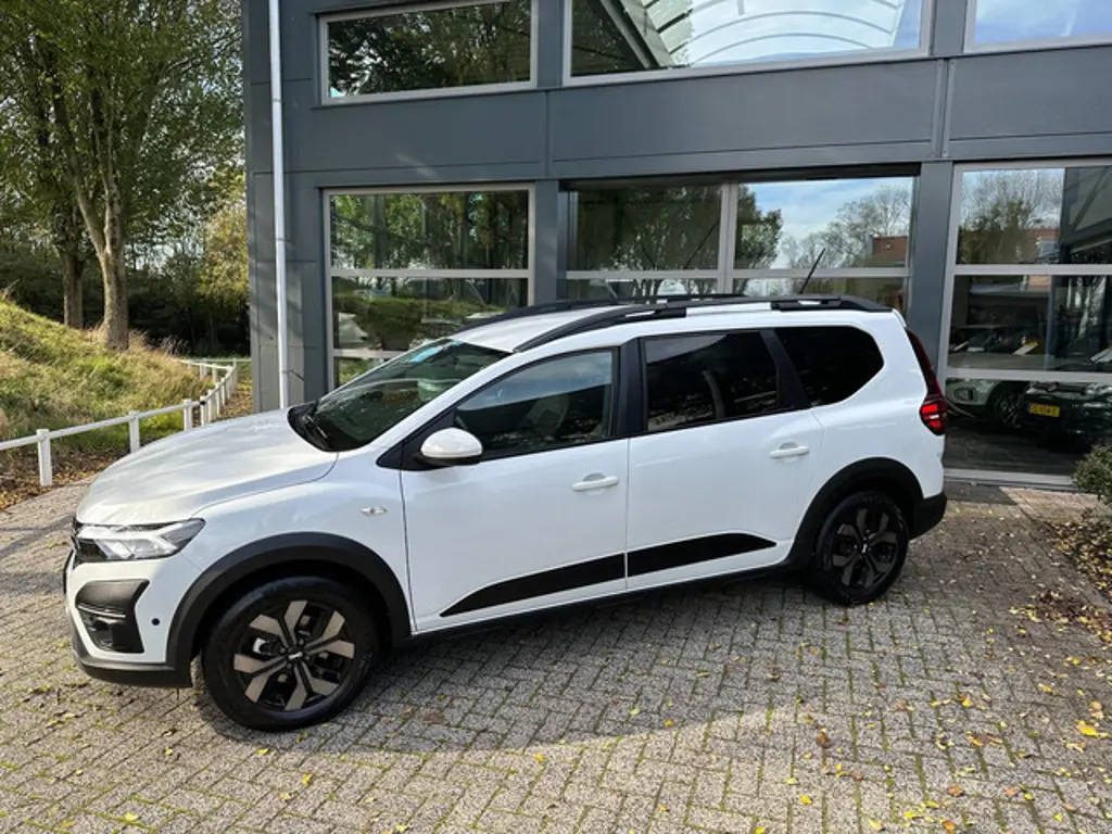 Dacia Jogger 3