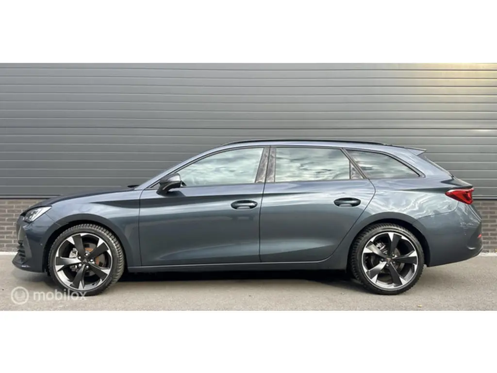 CUPRA Leon Sportstourer 2