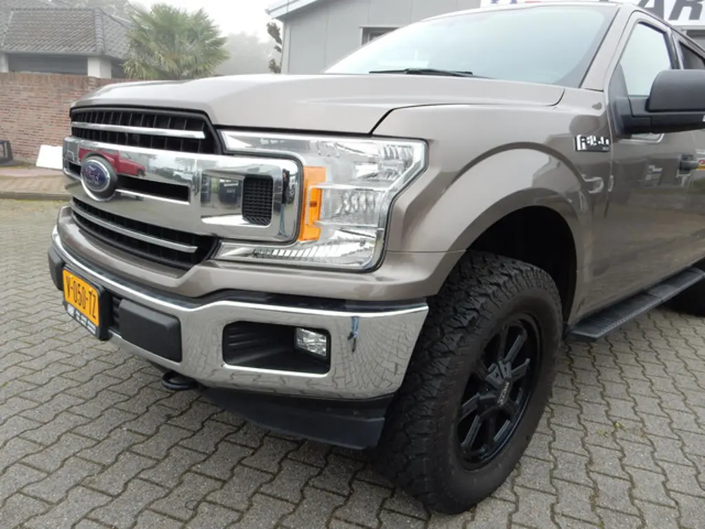Ford F-150 3