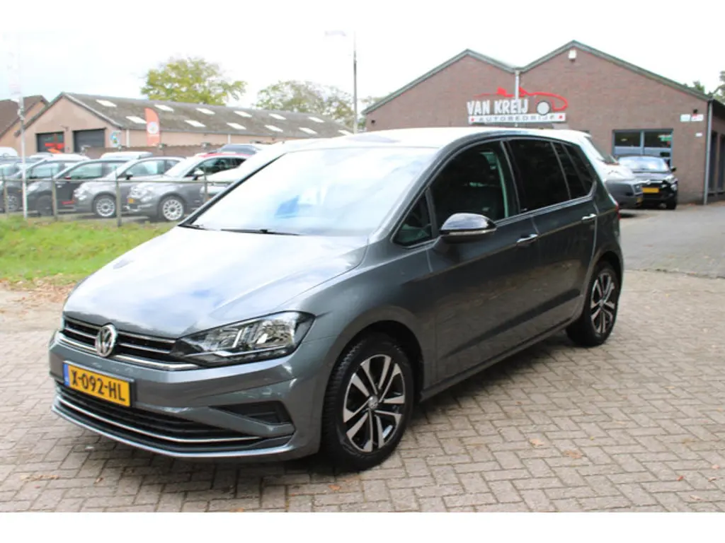 Volkswagen Golf Sportsvan 2