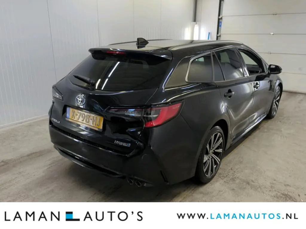 Toyota Corolla Touring Sports 2